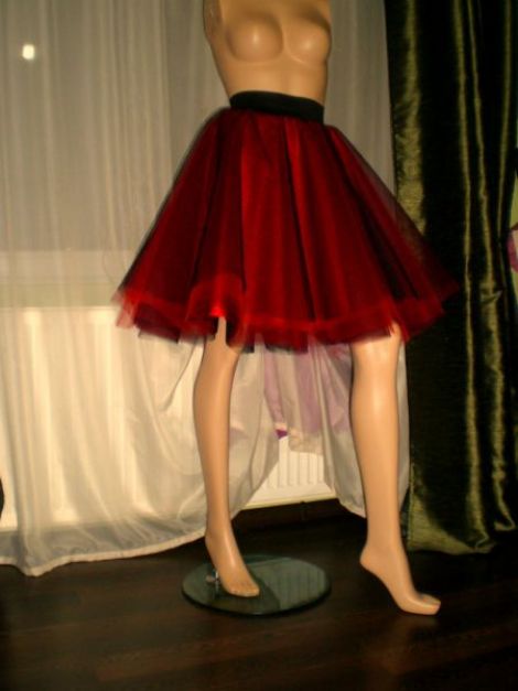 REd  Black Midi Ballerina