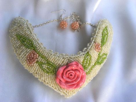 Colier "Rose"