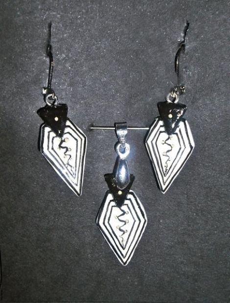 Set alb-negru