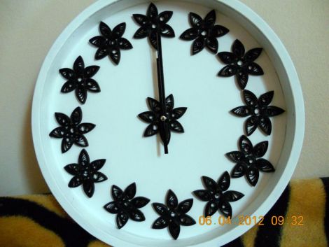 Ceas de perete