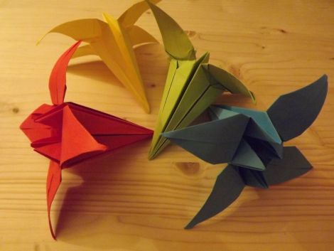 flori de iris din origami