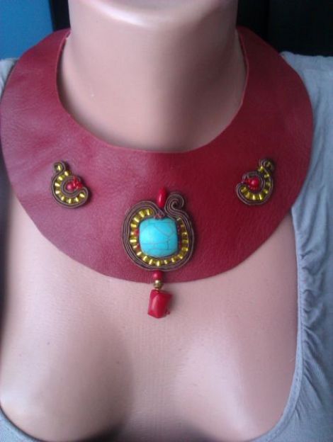 colier handmade din piele cu aplicatii soutache