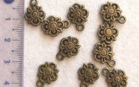 Charm floricica br antichizat