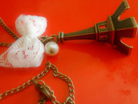 Colier From Paris with love...