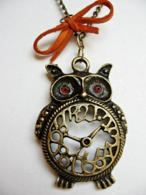Colier Owl Time