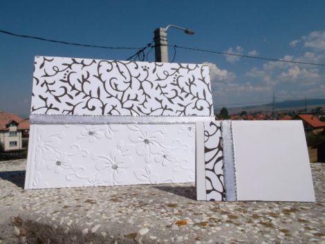 Invitatii de nunta handmade alb-negru