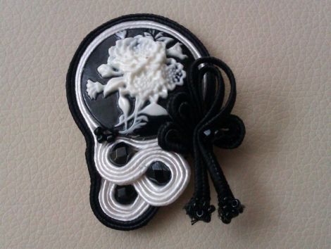 Brosa soutache "Ladylike"