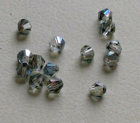 Cristale biconice 6mm - culoare transparent placat