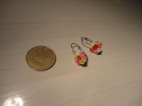 Cercei trandafiri colorati