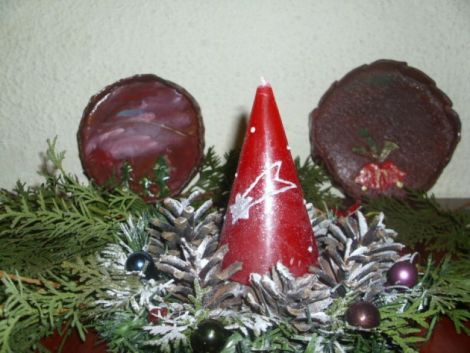 ornament cu lumanare con