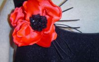 Brosa Poppy red.
