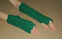 GREEN GLOVES