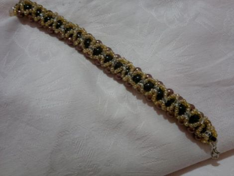 bratara handmade