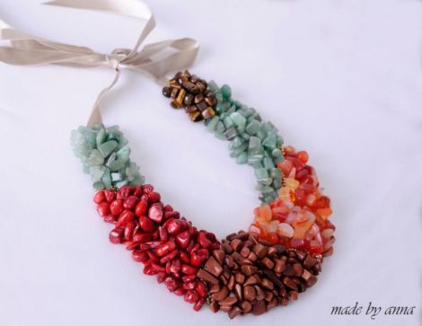 colier statement cu pietre naturale