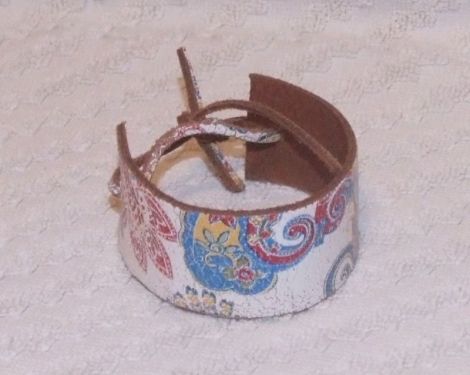 Bratara piele