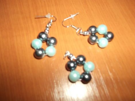 Set perle gri si bleu pal