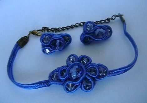 Set blue cristal